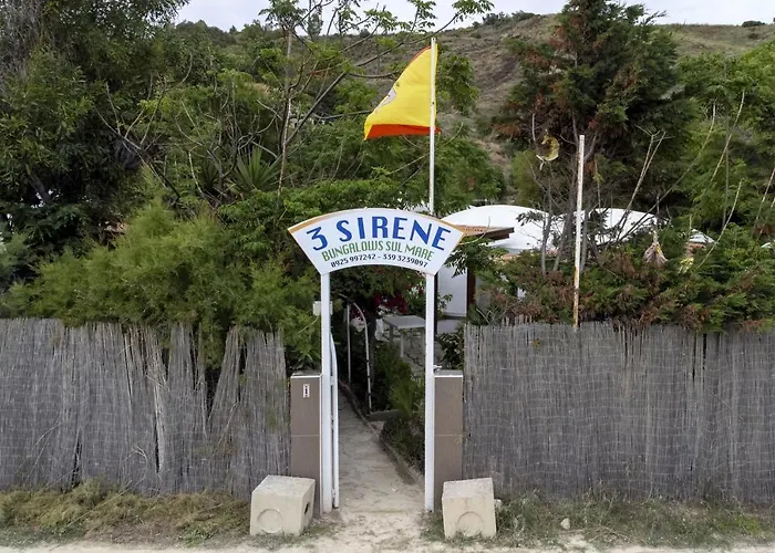 3 Sirene Fronte Mare *