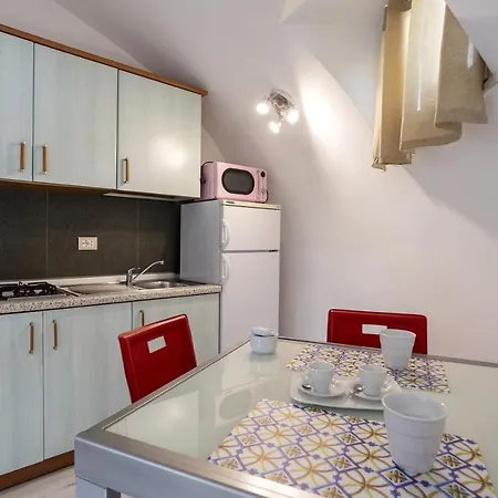 Feriehus 3 Sirene Fronte Mare *