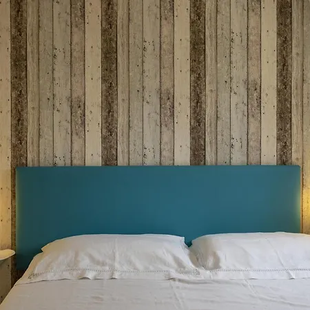 3 Sirene Fronte Mare